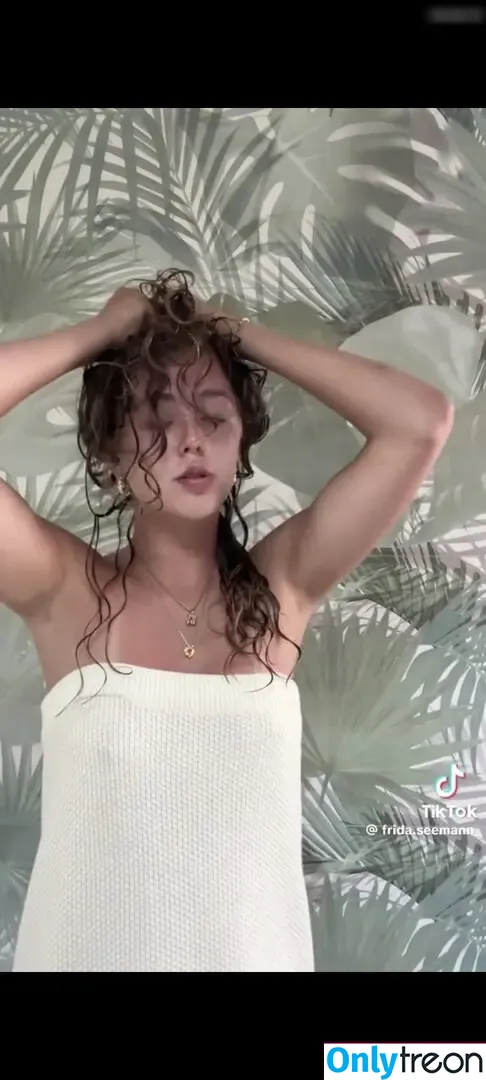 Frida Seemann nude photo #0021 (frida.seemann)