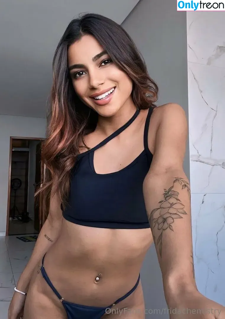 fridachemistry nude photo #0023 (fridaclements)