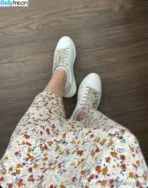 fridayfancyfeet / wonton_andfriends nude photo #0116