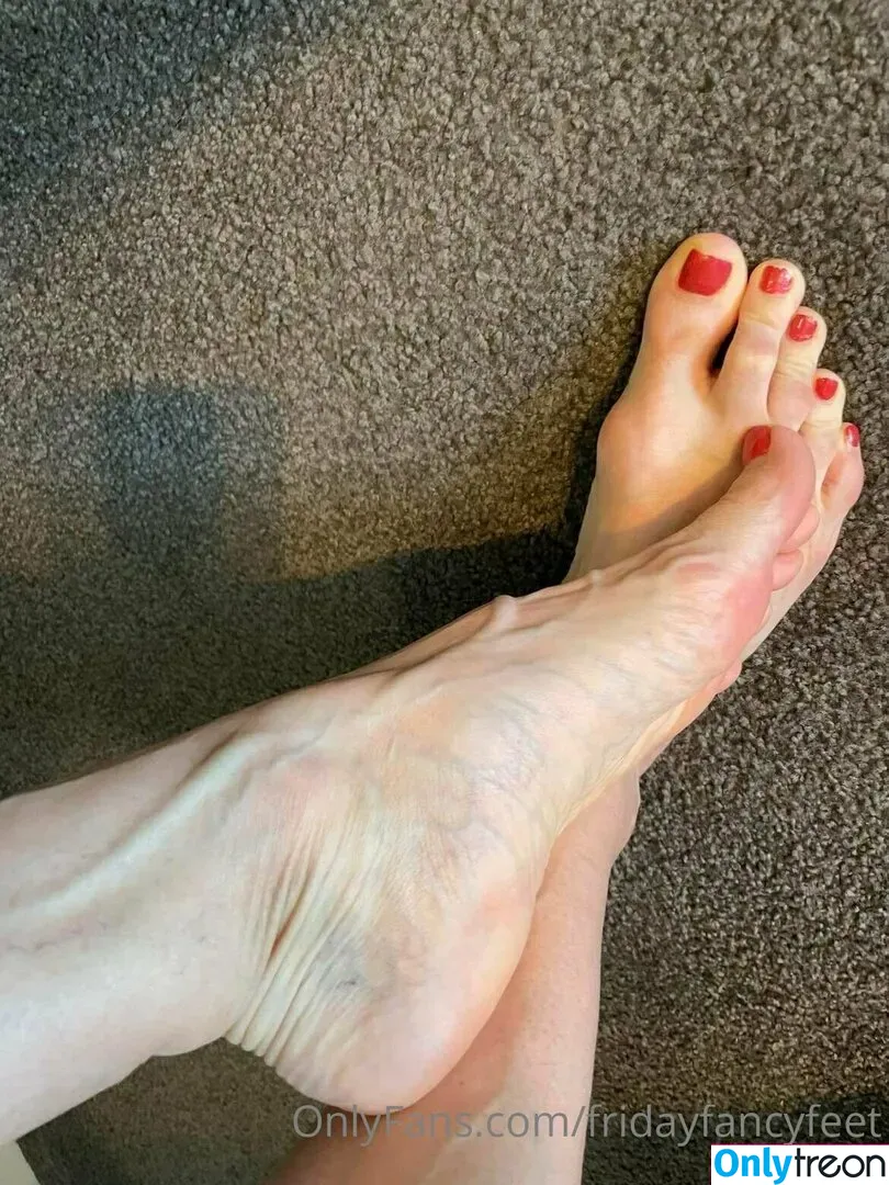 fridayfancyfeet nude photo #0039 (wonton_andfriends)