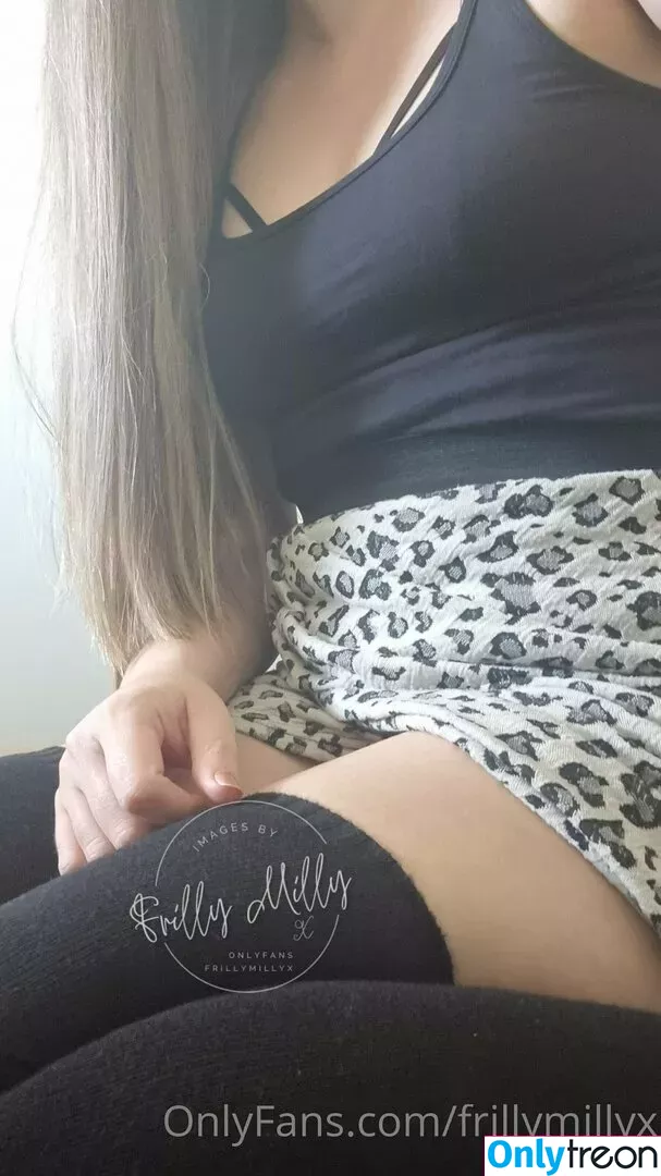 frillymillyx голая photo #0044 (frillymillyx)