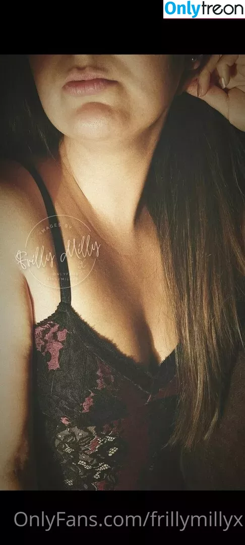 frillymillyx голая photo #0059 (frillymillyx)
