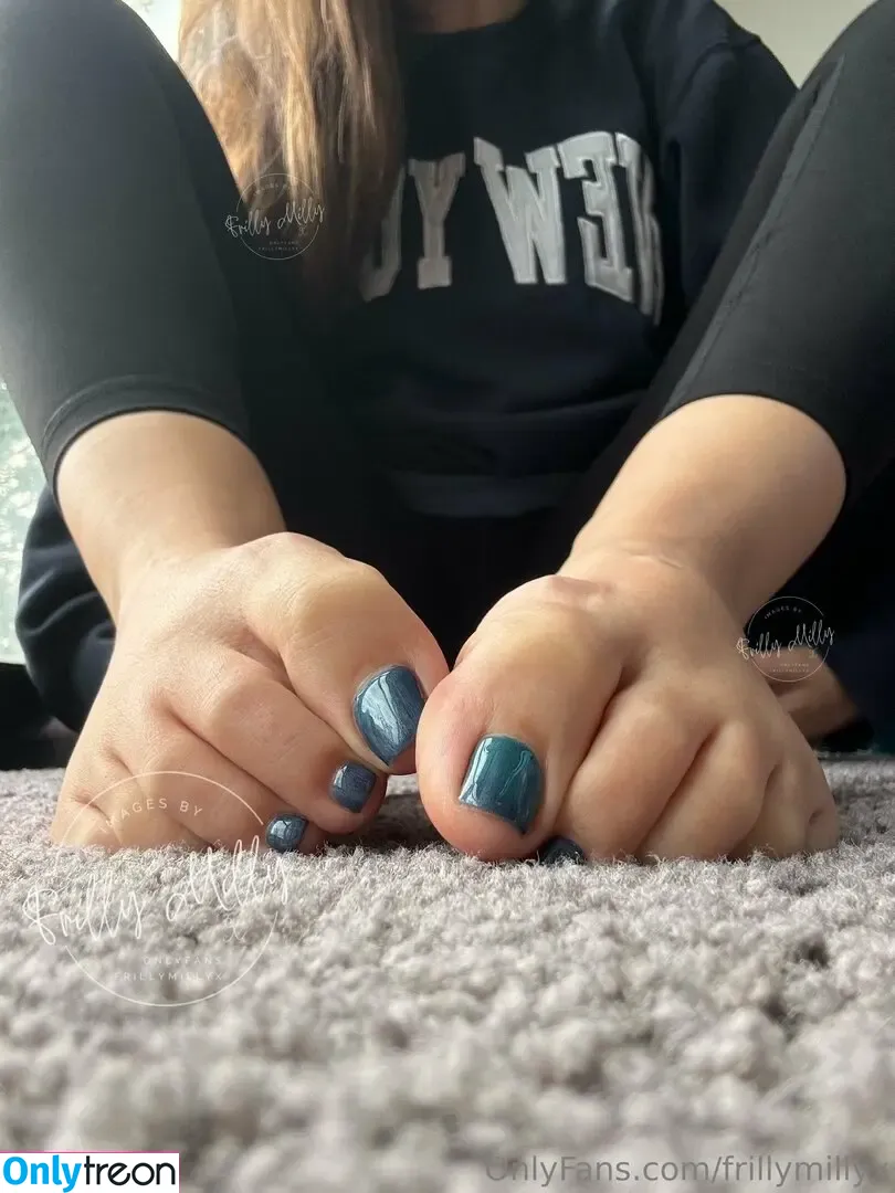frillymillyx голая photo #0117 (frillymillyx)