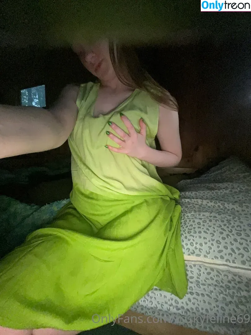 friskyfeline69 голая photo #0045 (0f6t)