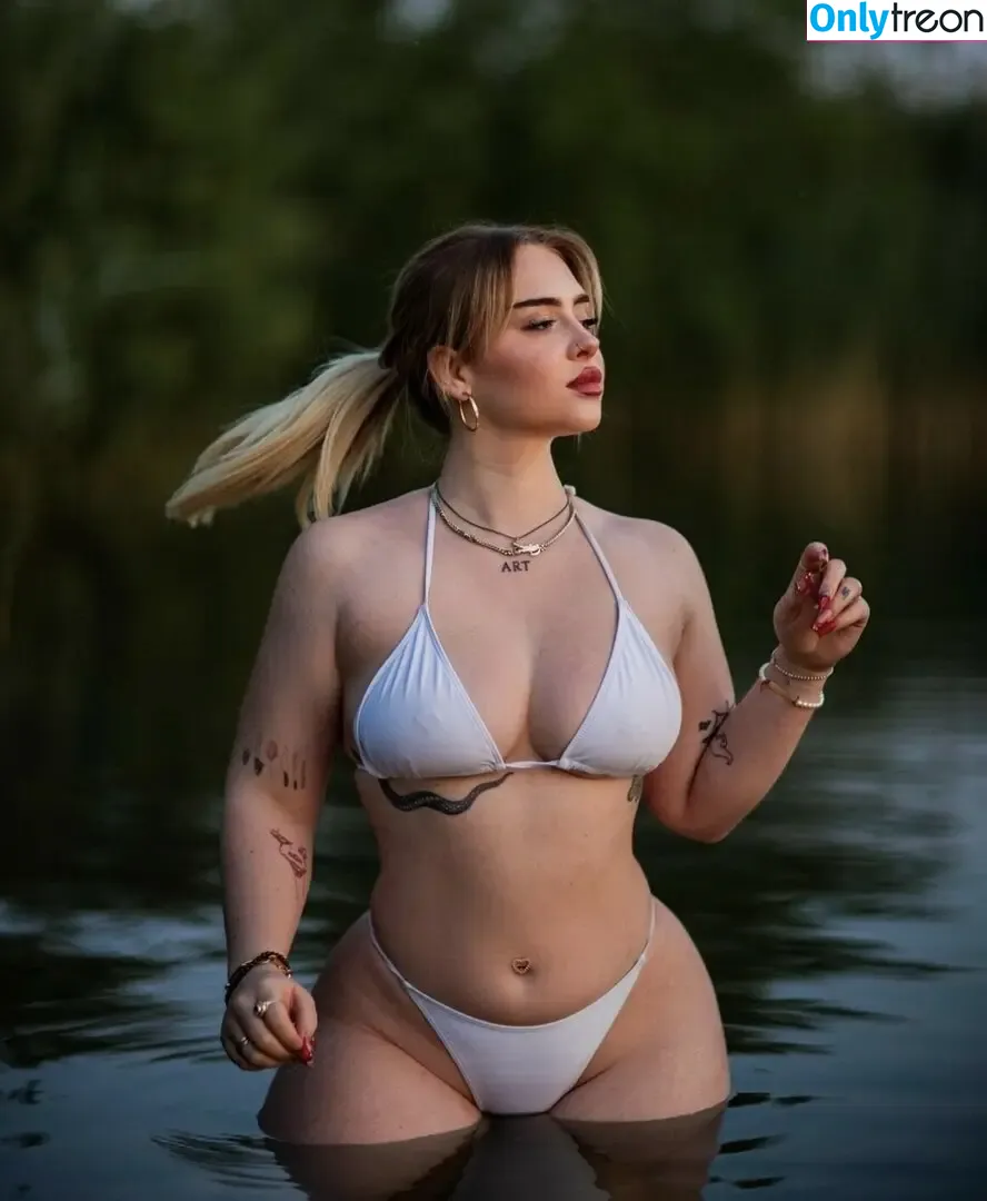 Frluuisa nude photo #0008 (luuisaafr)