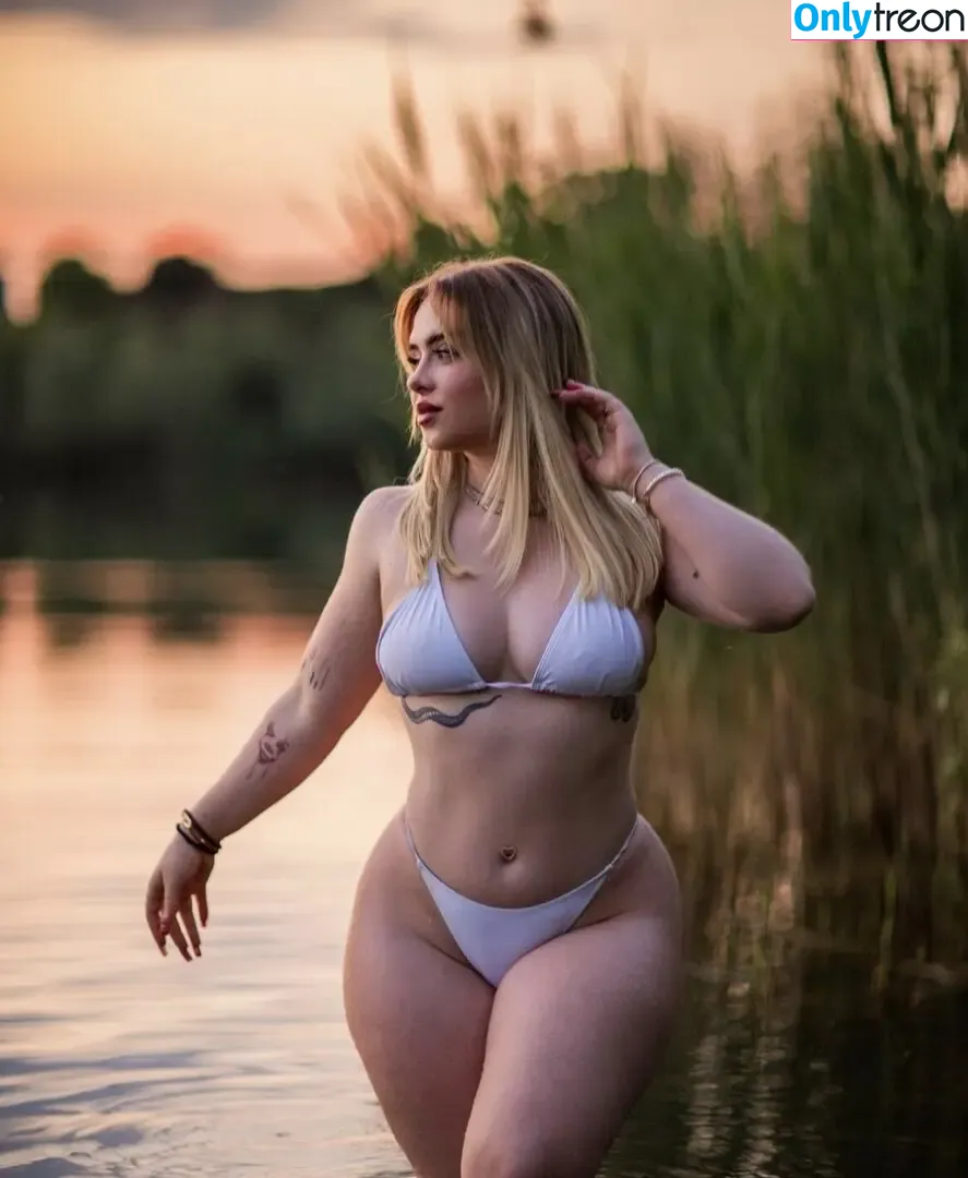 Frluuisa nude photo #0010 (luuisaafr)
