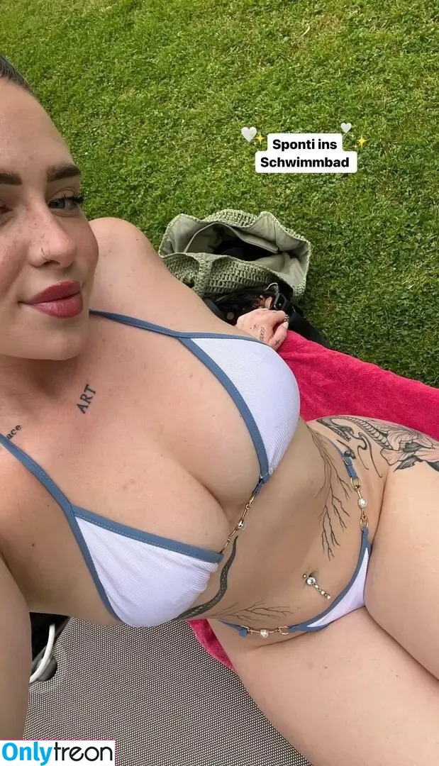 Frluuisa nude photo #0019 (luuisaafr)