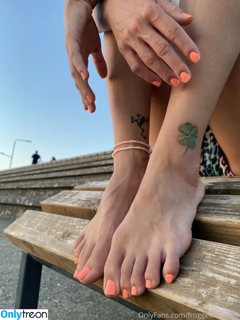 froggeefeetfree nude photo #0105 (froggeefeetfree)