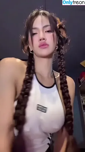 fuengggfah / fuengfahh nude photo #0075