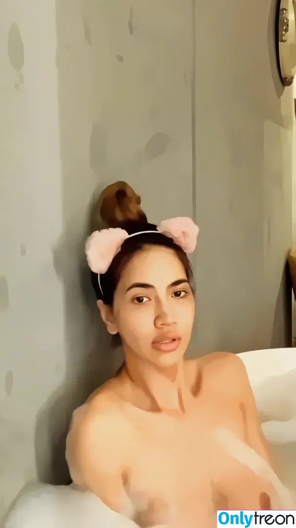 fuengggfah nude photo #0031 (fuengfahh)