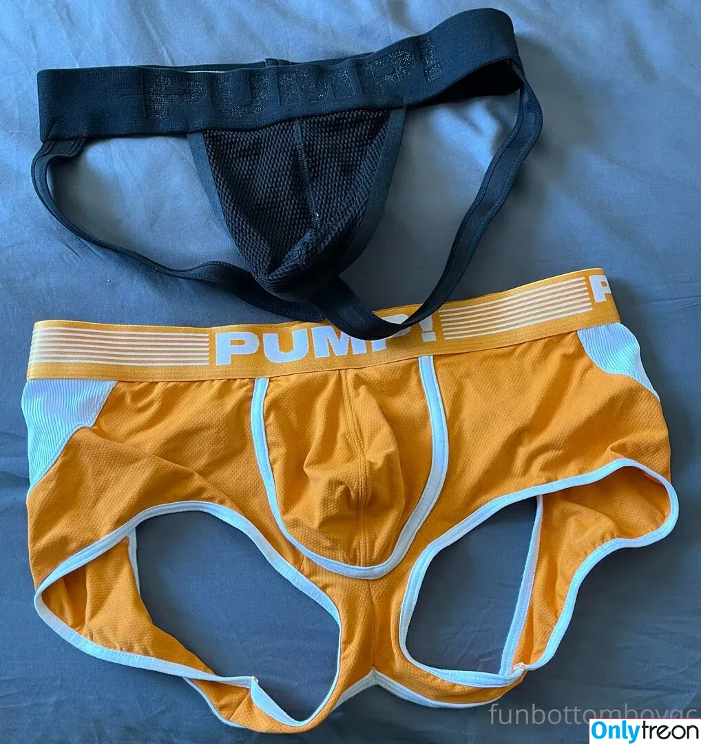 funbottomboyqc nude photo #0004 (funkybottoms)