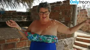 fungrannies / whathappenedtotomorrow nude photo #0060