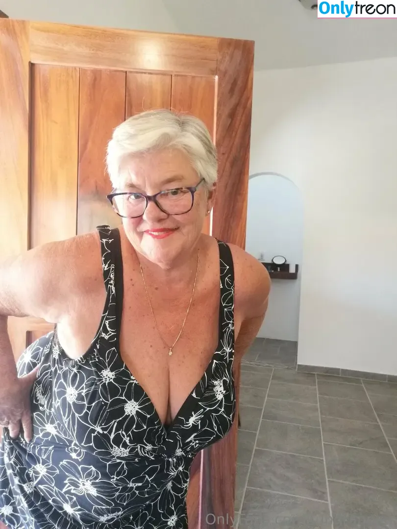fungrannies nude photo #0104 (whathappenedtotomorrow)