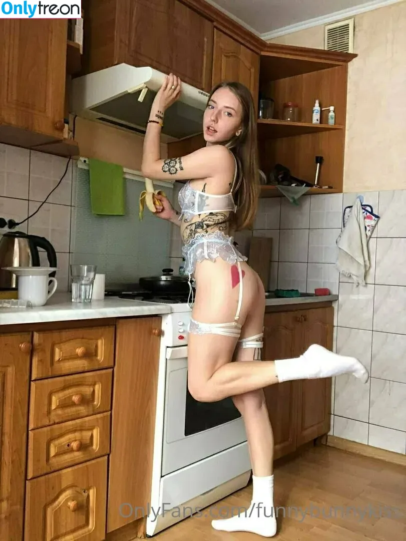 funnybunnykiss голая photo #0084 (funnybunnytoes)