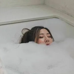 Fuslie / Leslie nude photo #0413