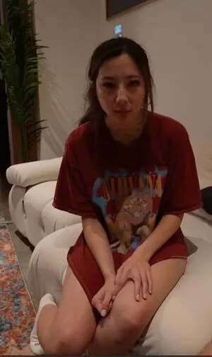 Fuslie / Leslie nude photo #0466