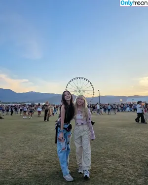 Fuslie / Leslie nude photo #0765