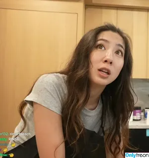 Fuslie / Leslie nude photo #0790