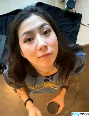 Fuslie / Leslie nude photo #0803