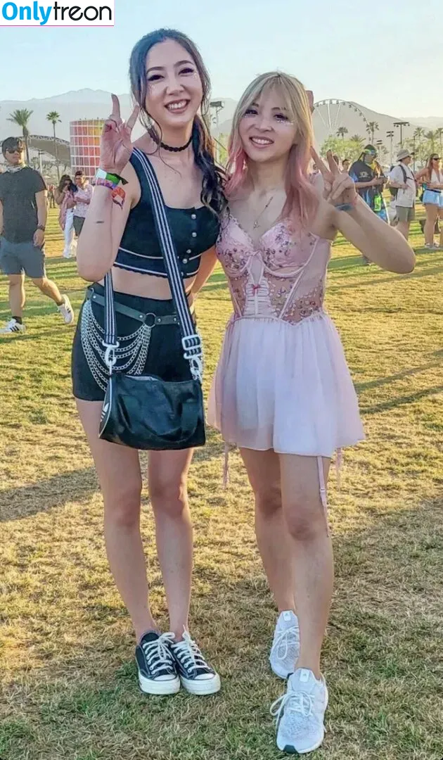 Fuslie голая photo #0404 (Leslie)