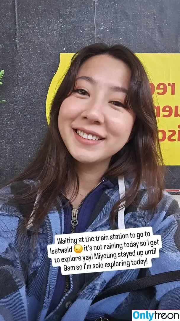 Fuslie голая photo #0705 (Leslie)