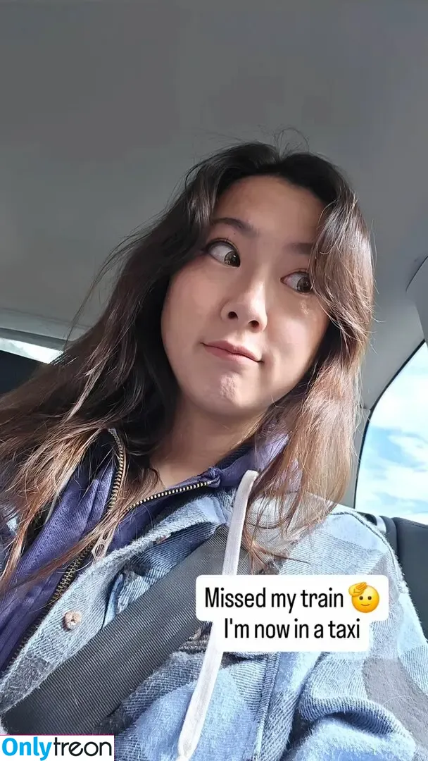 Fuslie голая photo #0706 (Leslie)