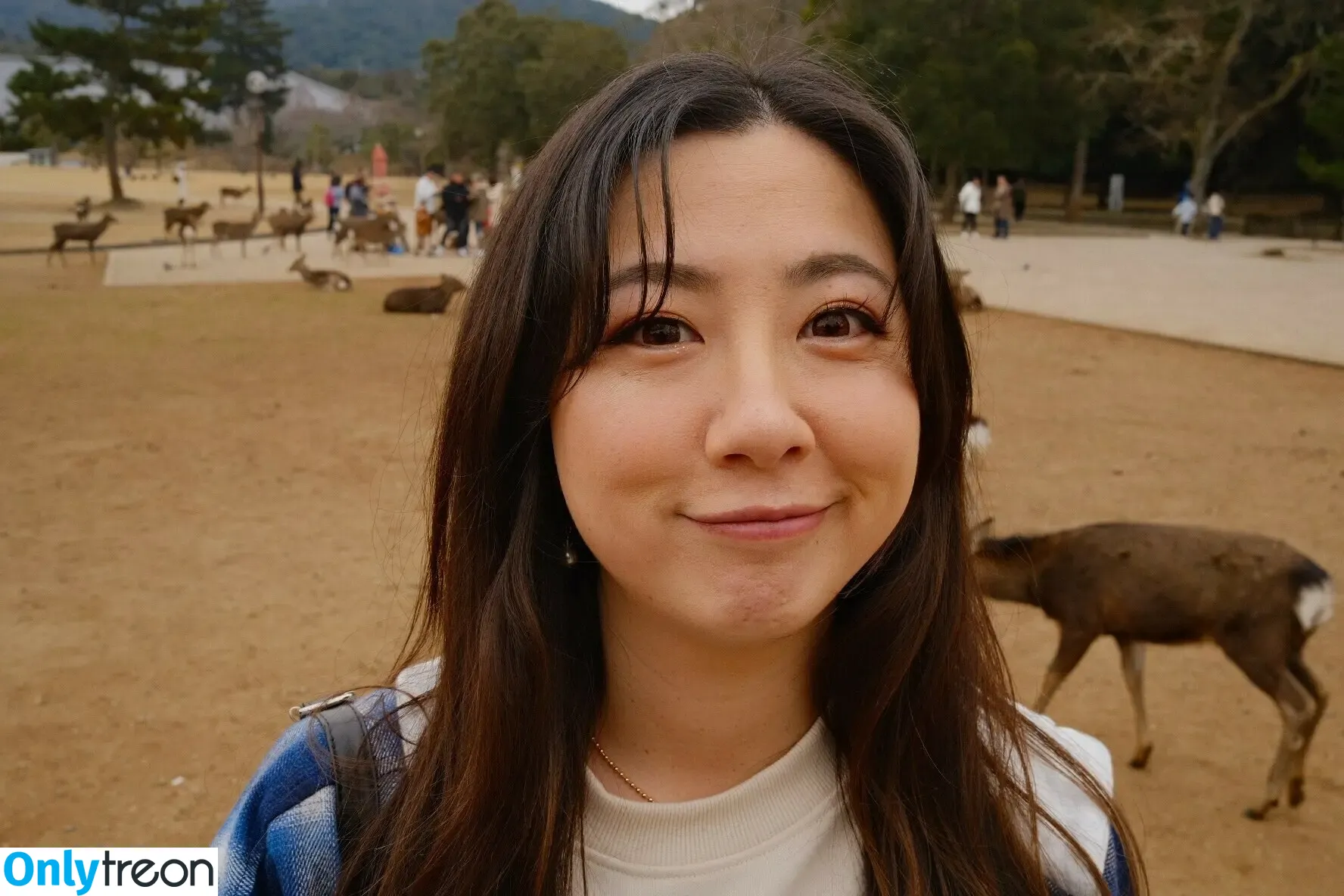 Fuslie голая photo #0737 (Leslie)