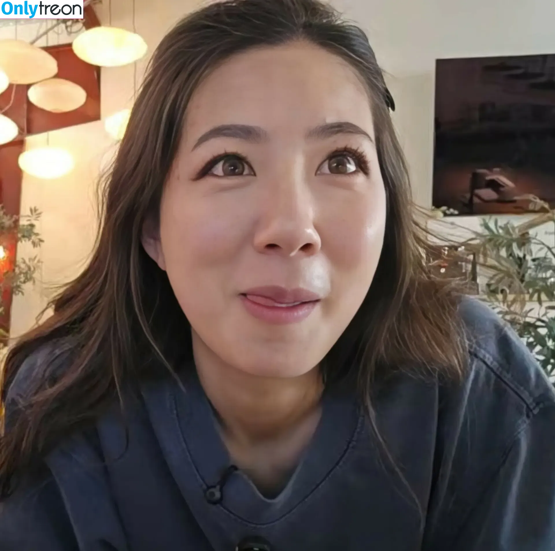 Fuslie nude photo #0799 (Leslie)