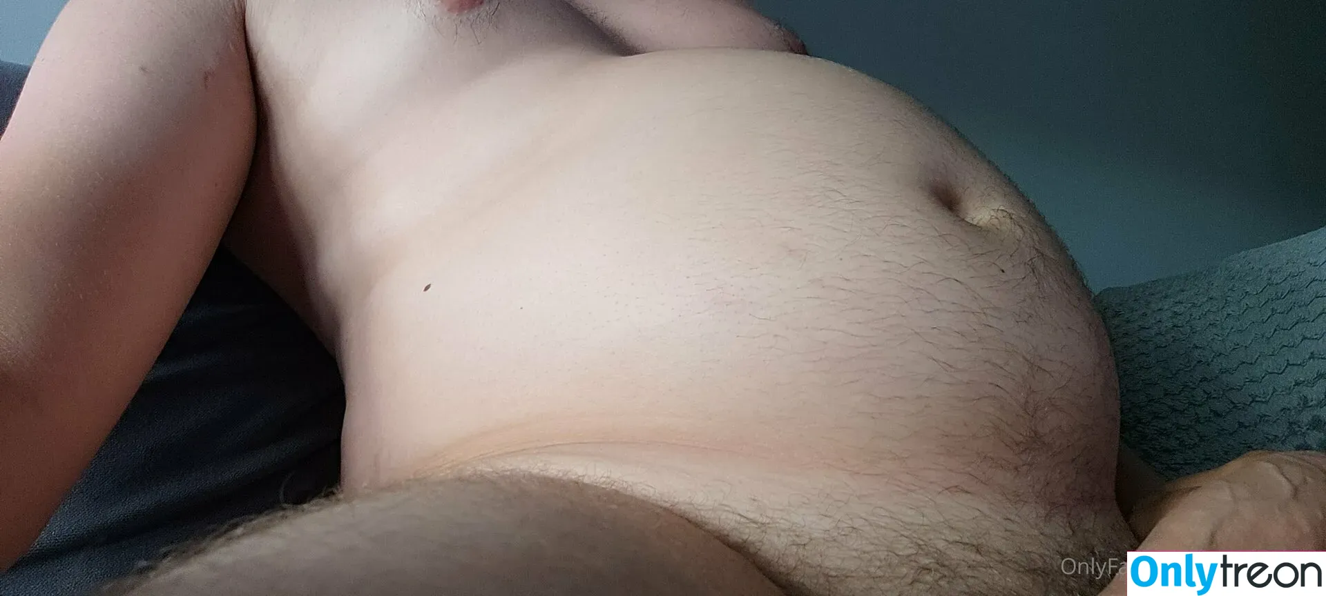 futurechub nude photo #0058 (gaining_baconator)