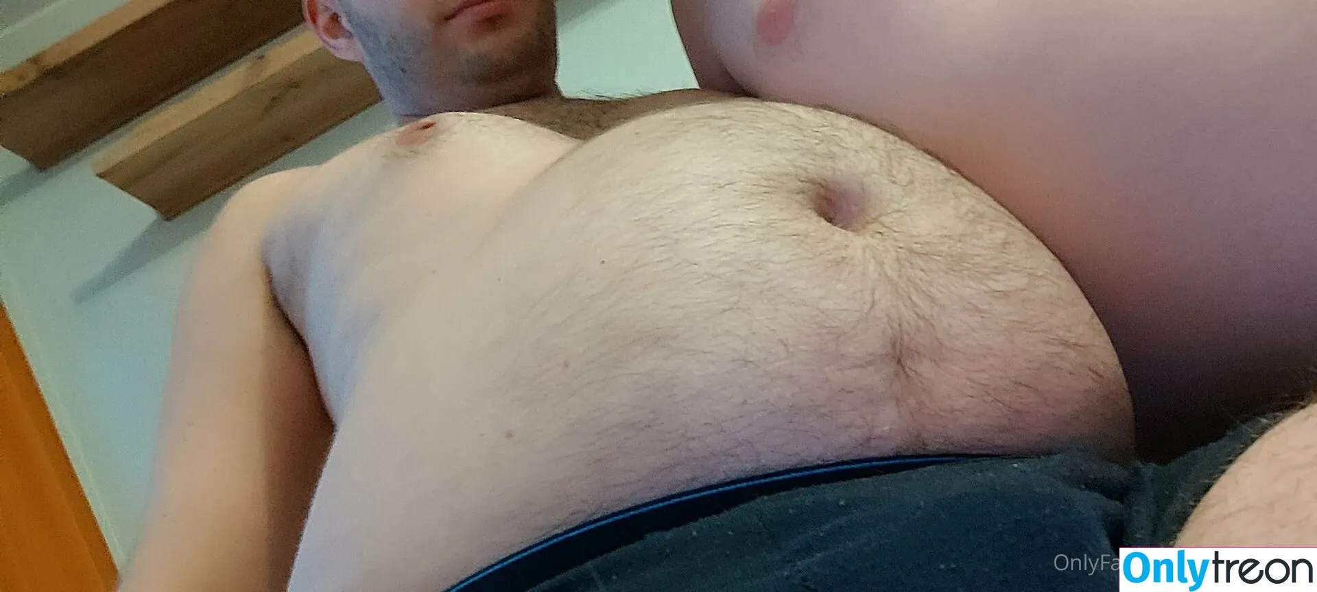 futurechub nude photo #0059 (gaining_baconator)