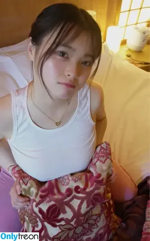 fuwafuwafuwa000 / fuwa_nyan nude photo #0228