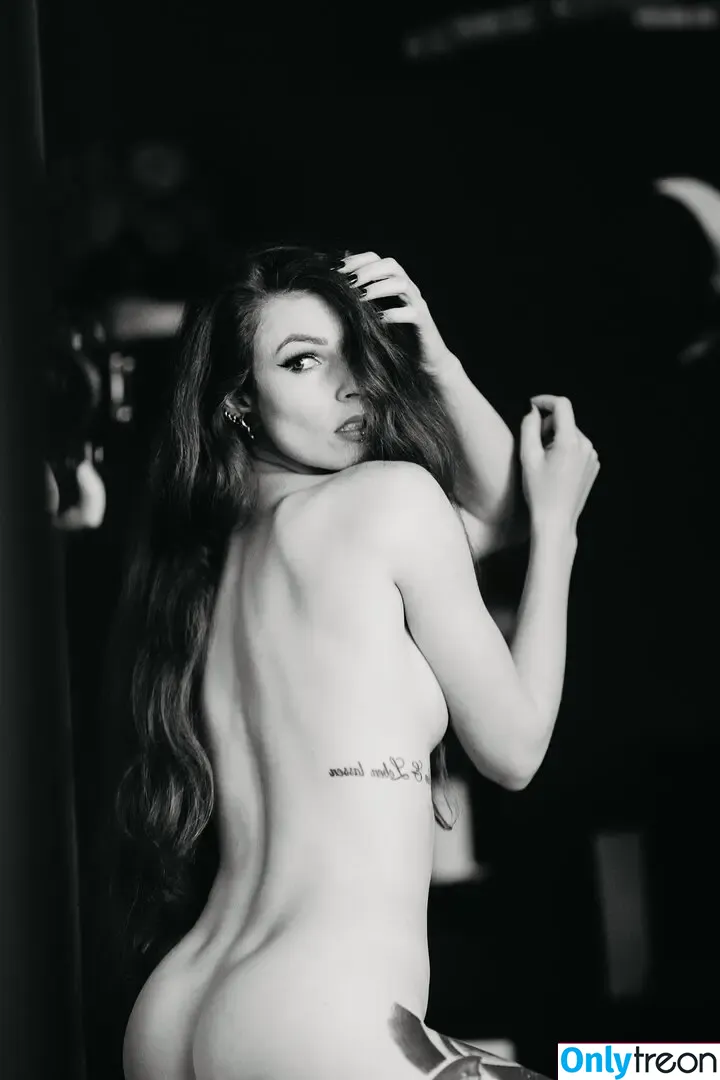 Fuxteufelswild nude photo #0090 (_fuxteufelswild_)