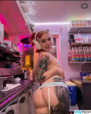 G0rekittyz0e / barista.zoe / licked_lemons / naughtykittyviolet / succubuzslut nude photo #0012