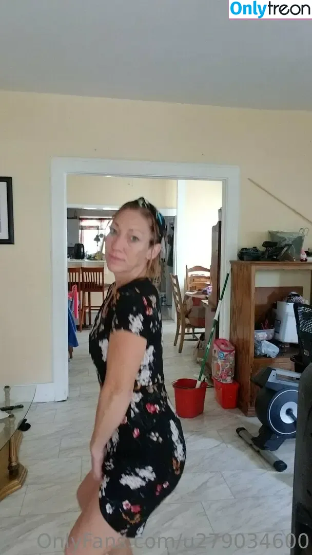 g3t50m3 nude photo #0023 (bennettpeach2.0)