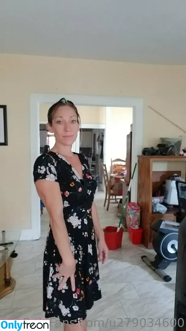 g3t50m3 nude photo #0024 (bennettpeach2.0)