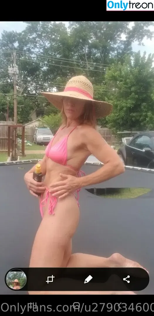 g3t50m3 nude photo #0026 (bennettpeach2.0)