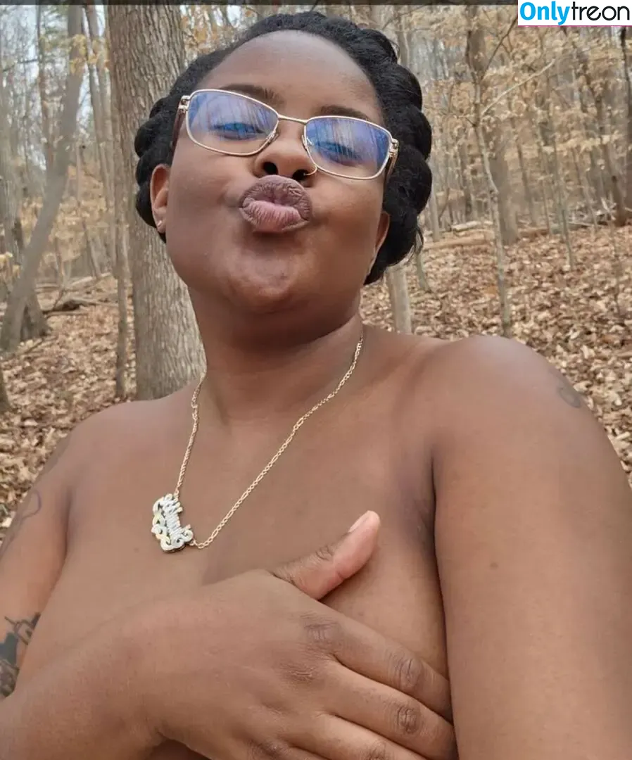 _G3tHype_ nude photo #0011 (L1l Brownie / _Shnisse)