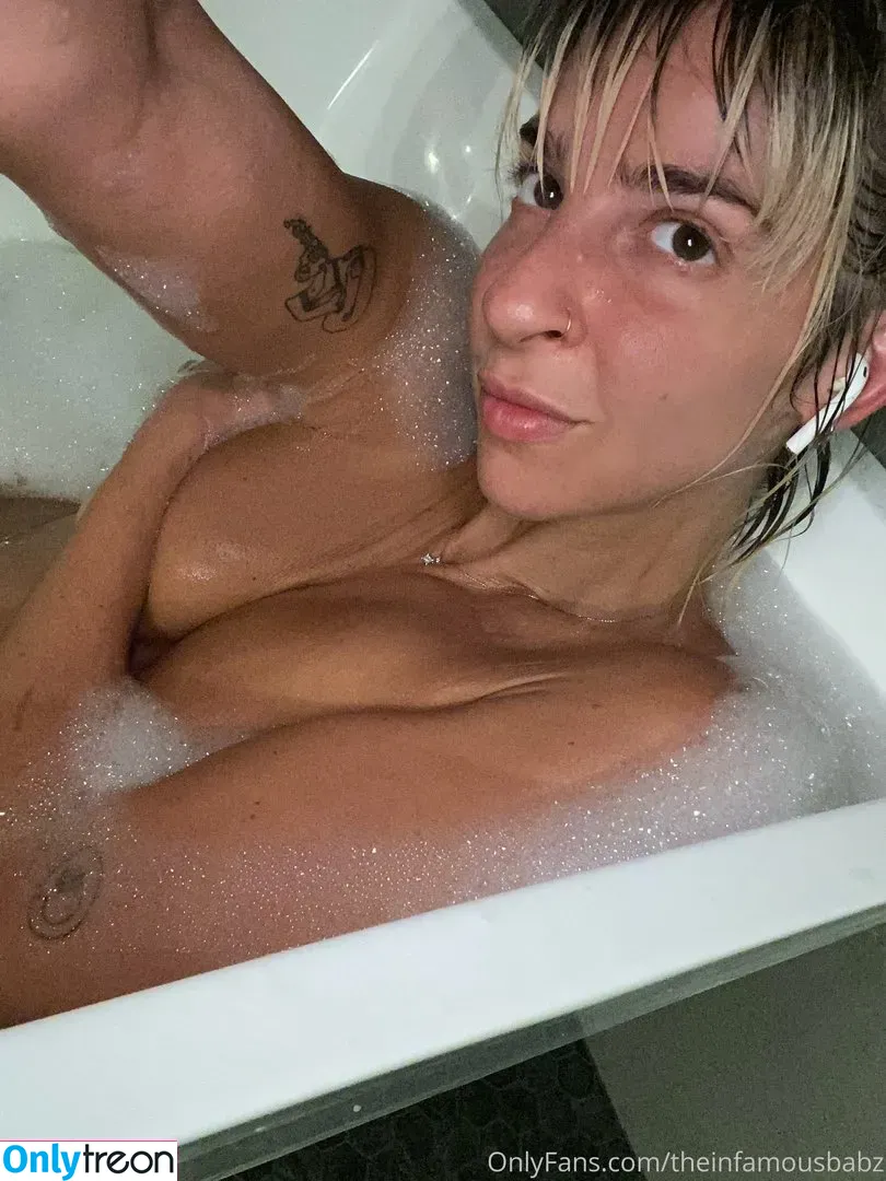 Gabbie Hanna nude photo #0076 (gabbiehanna / theinfamousbabz)