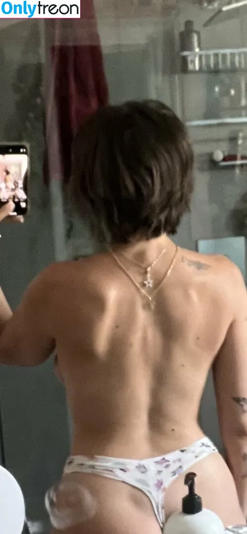 Gabbie Hanna nude photo #0196 (gabbiehanna / theinfamousbabz)