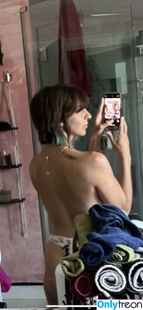 Gabbie Hanna nude photo #0197 (gabbiehanna / theinfamousbabz)