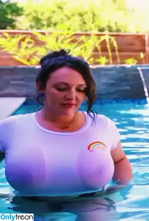 Gabby Stone / gabbygatland / gabbystonevip / littlebarbellbimbo nude photo #0229