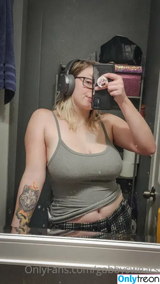 GabbySwears nude photo #0017 (GabbySwears)