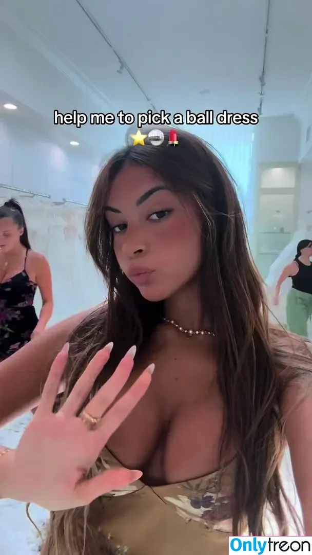 Gabriela Moura nude photo #1032 (gabimfmoura)