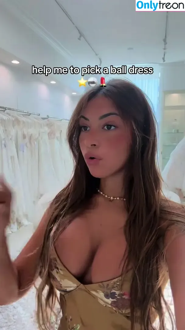 Gabriela Moura nude photo #1033 (gabimfmoura)