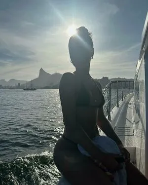 Gabriela Versiani / gabrielaversiani nude photo #0073