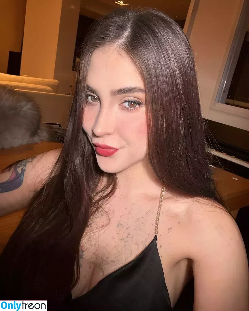 Gabriela Zambrozuski голая photo #0161 (gabzuski)