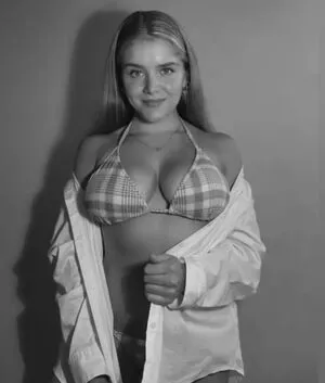 Gabriella Couto / Centerfold / gabriellacoutoo фото голая #0257