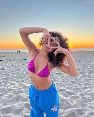 Gabriella Saraivah / gabriellasaraivah nude photo #0215