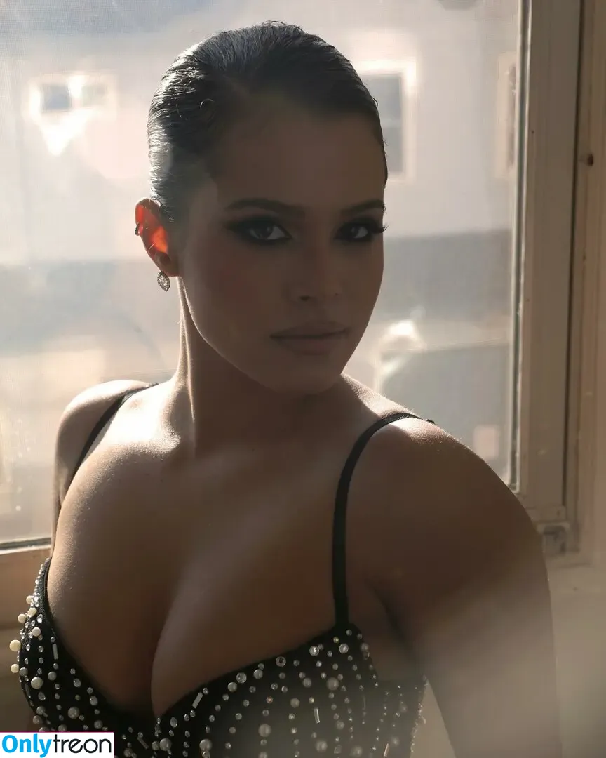 Gabriella Saraivah nude photo #0381 (gabriellasaraivah)
