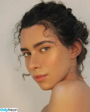 Gabrielle M / gabriellefmaya nude photo #0001